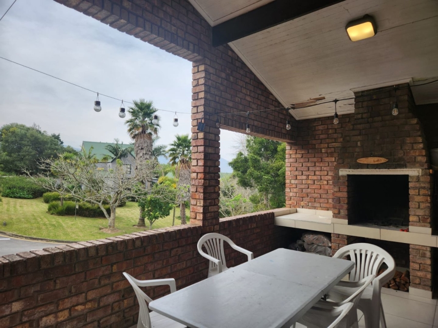 3 Bedroom Property for Sale in Loerie Park Western Cape